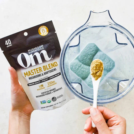 Om Mushroom Superfood Master Blend - Certified Organic Mushroom Powder - 80 Ser